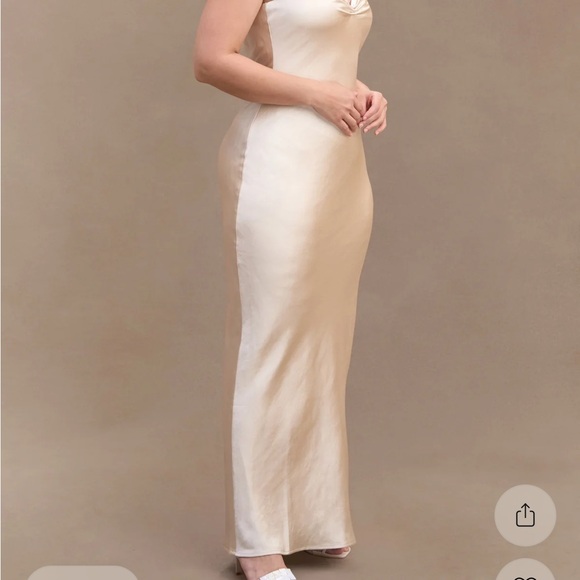 Meshki Lilly Sweetheart Satin Maxi - Blush Gold (champagne) - Picture 5 of 10